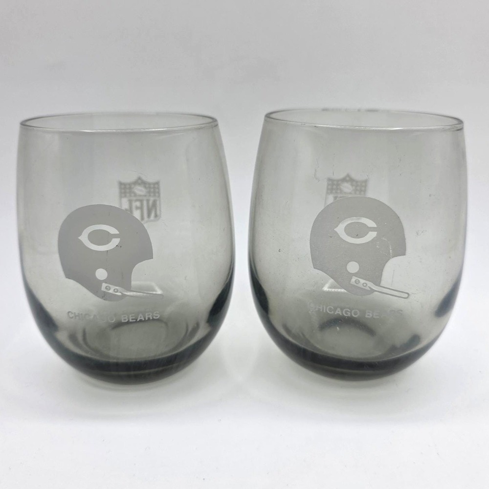 Vintage 1970s Chicago Bears NFL Smoked Gray Etched Glass Tumblers Set of 2